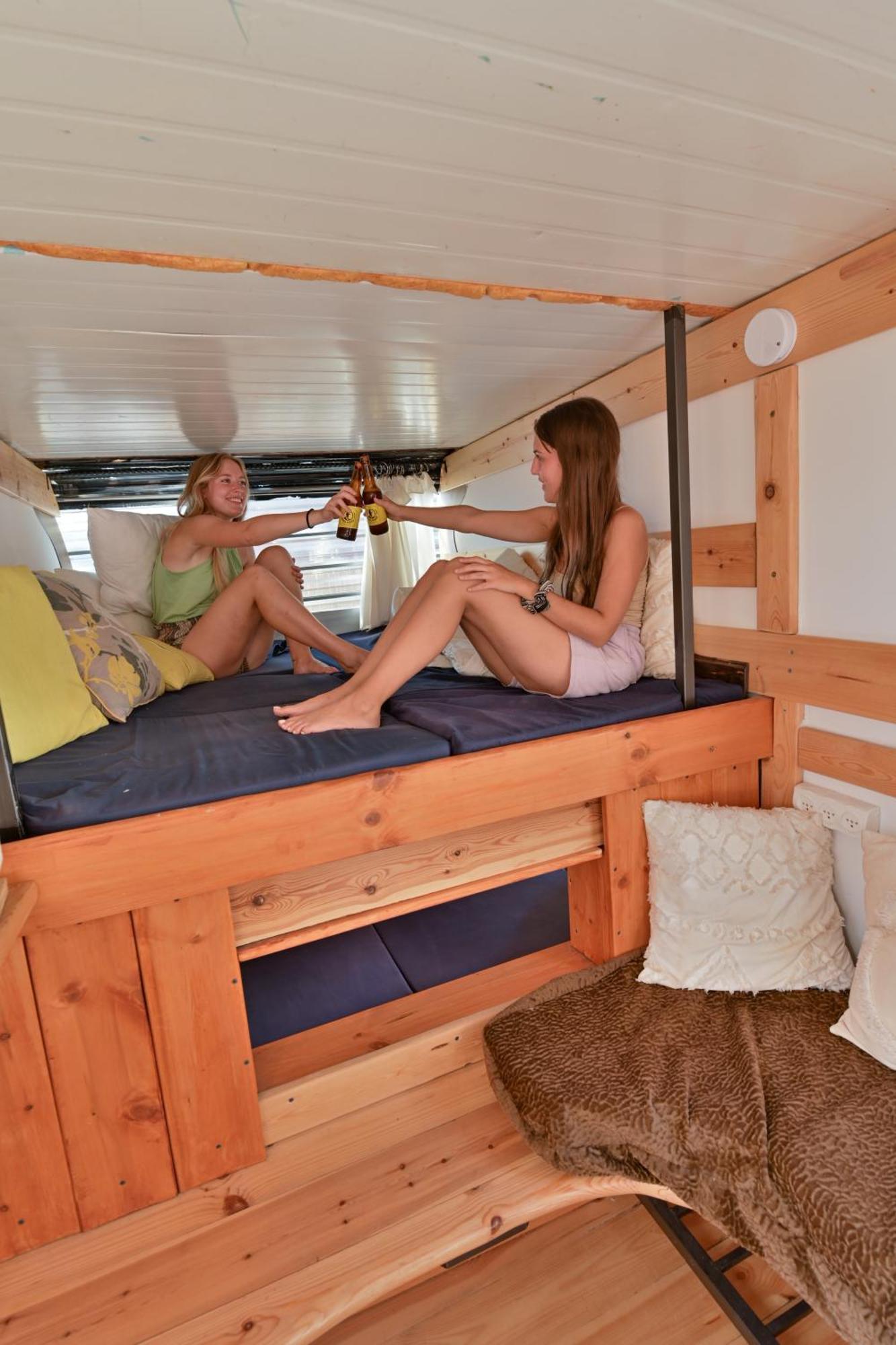 Caravan Hostel Tel Aviv By Roger Age 18-45 Exterior photo