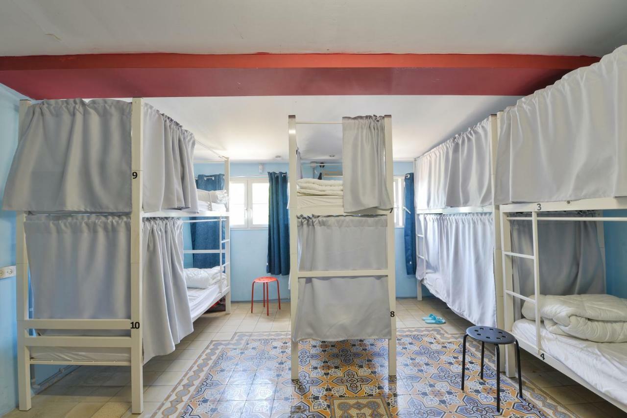 Caravan Hostel Tel Aviv By Roger Age 18-45 Exterior photo