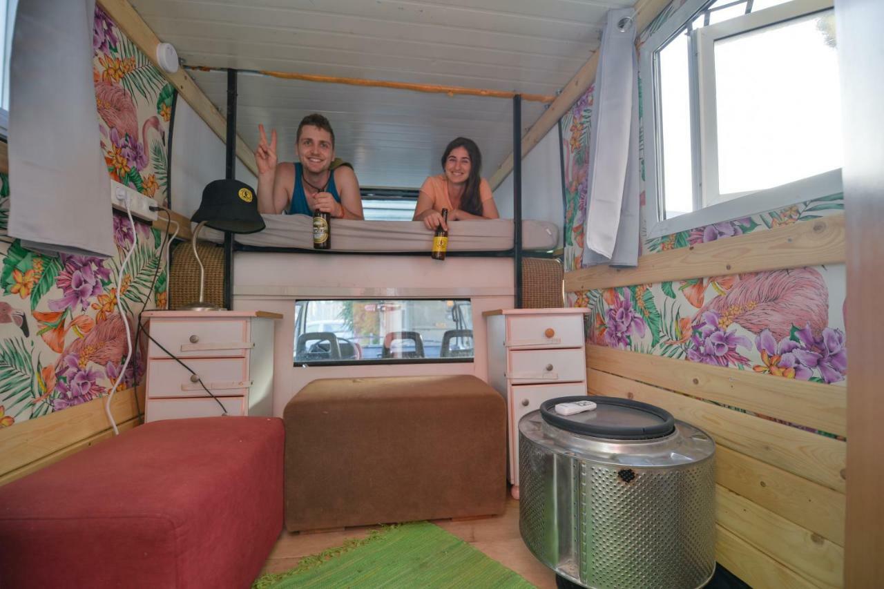 Caravan Hostel Tel Aviv By Roger Age 18-45 Exterior photo