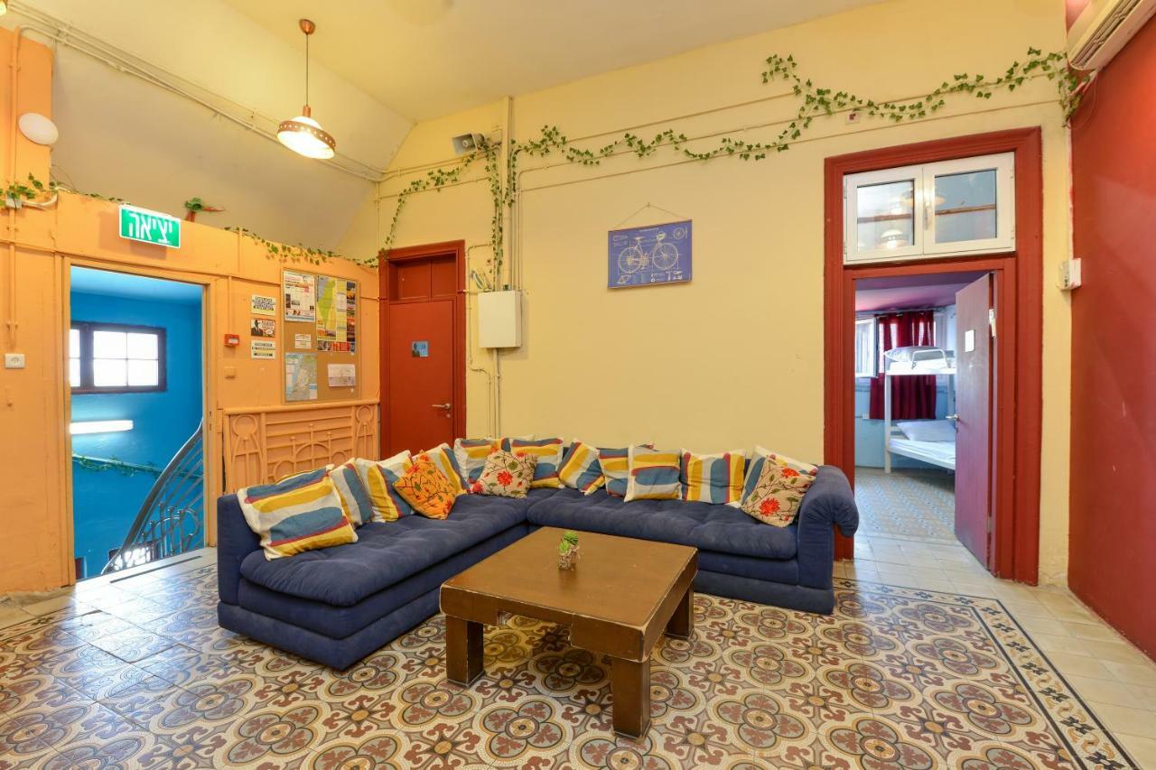 Caravan Hostel Tel Aviv By Roger Age 18-45 Exterior photo