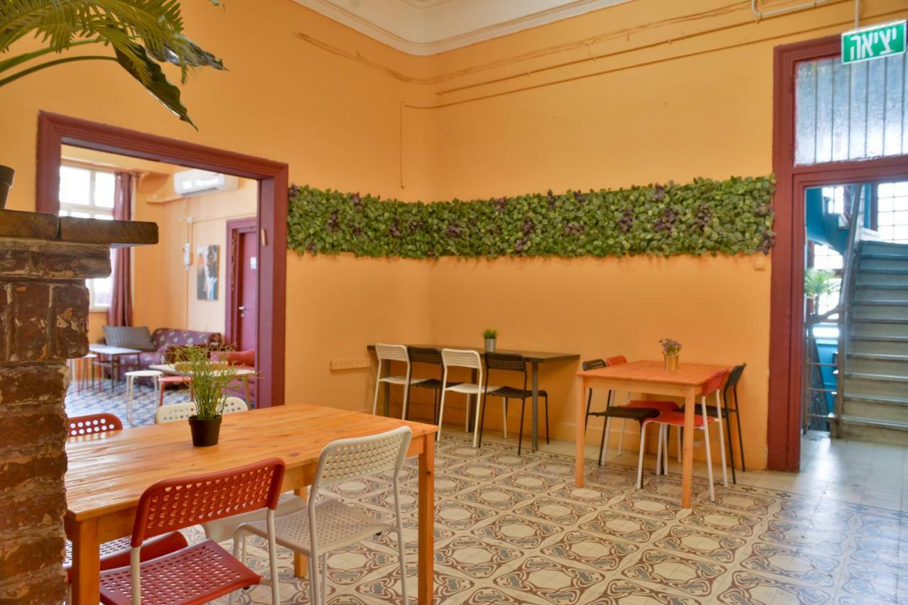 Caravan Hostel Tel Aviv By Roger Age 18-45 Exterior photo